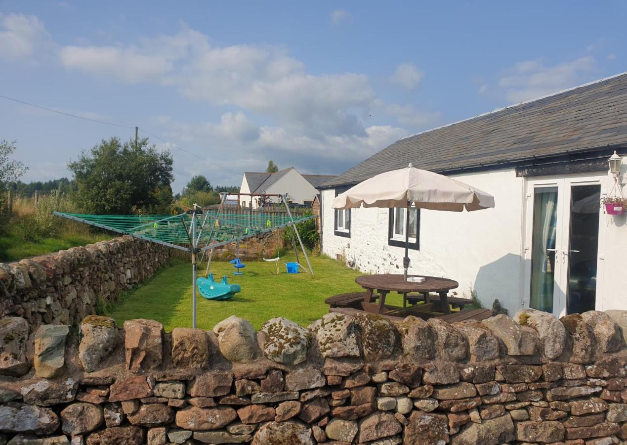 Broadlea Of Robgill Country Cottage & Bed And Breakfast Ecclefechan Exterior photo