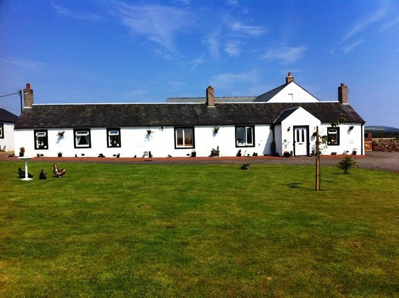 Broadlea Of Robgill Country Cottage & Bed And Breakfast Ecclefechan Exterior photo